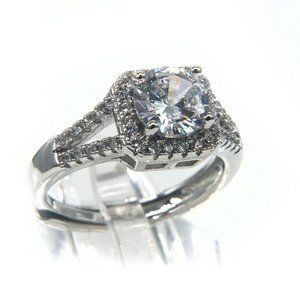 Silver ring with Cz stone.